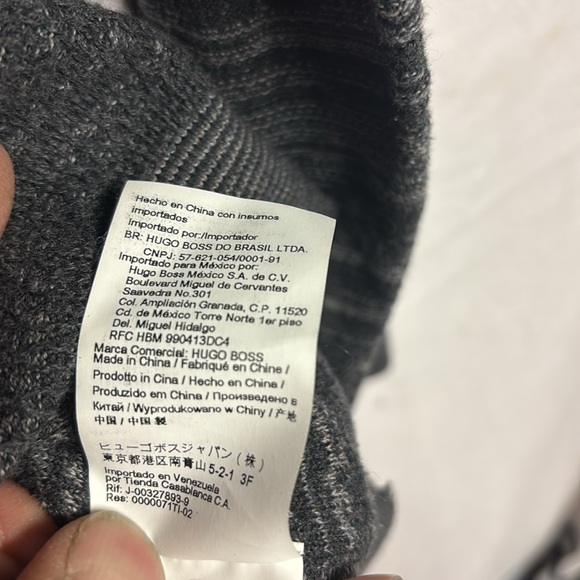 Bosd Hugo Boss Men’s Grey charcoal V-neck Sweater Cotton Blend Size Large - Picture 4 of 10